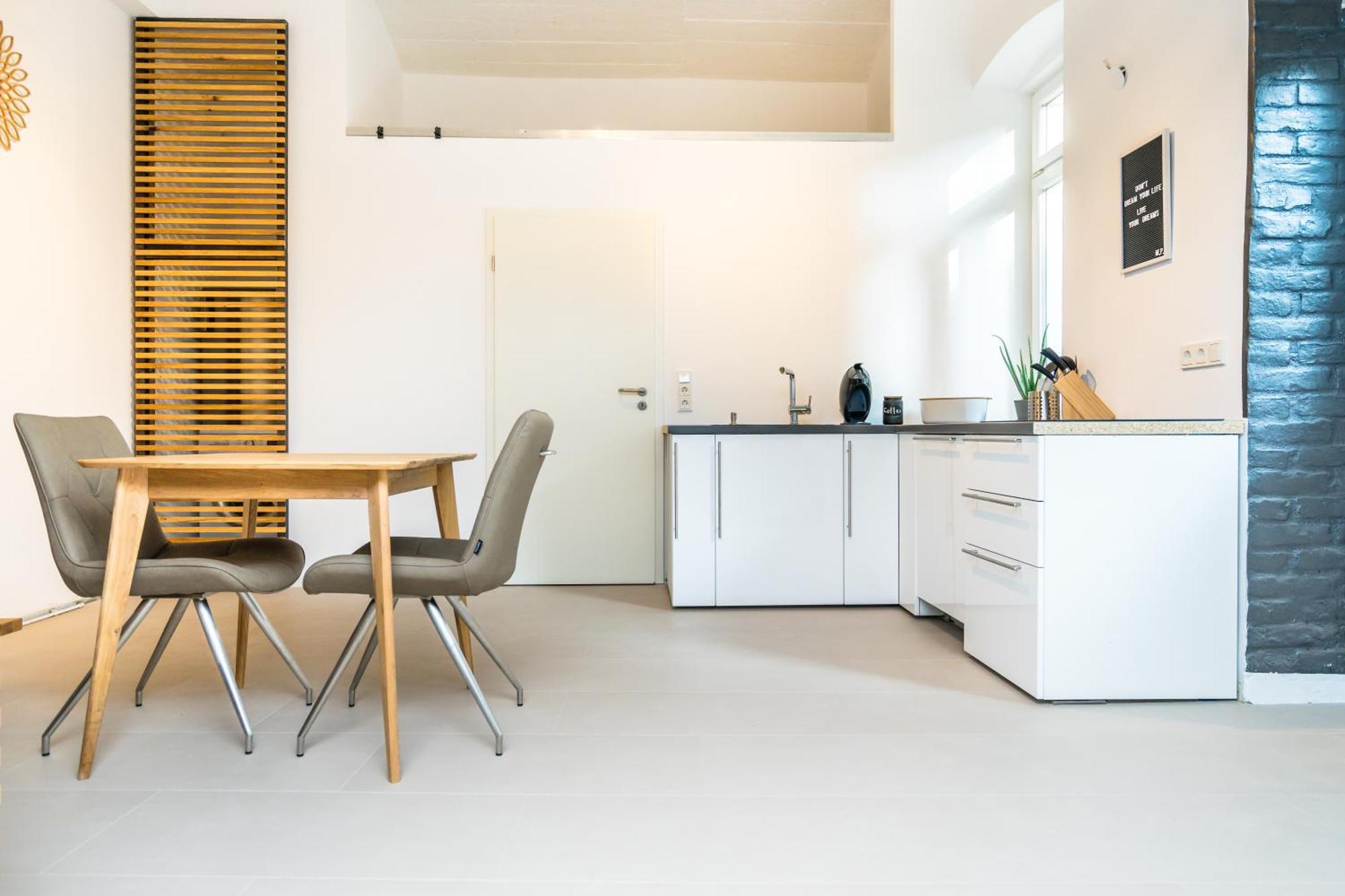 Home By Doni I Serviced Apartments I Ruhig I Zentral Nahe Rmcc, Staatsheater & Landtag Wiesbaden Kültér fotó