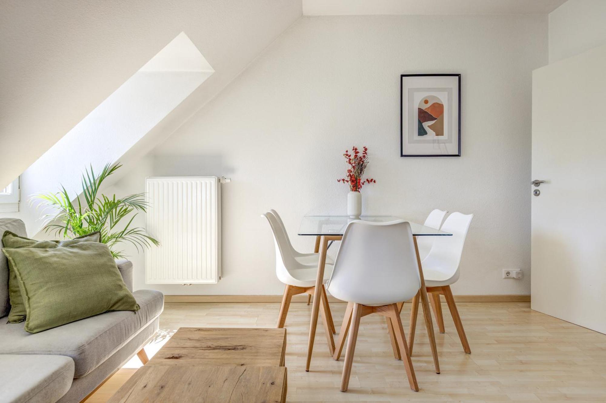Home By Doni I Serviced Apartments I Ruhig I Zentral Nahe Rmcc, Staatsheater & Landtag Wiesbaden Kültér fotó
