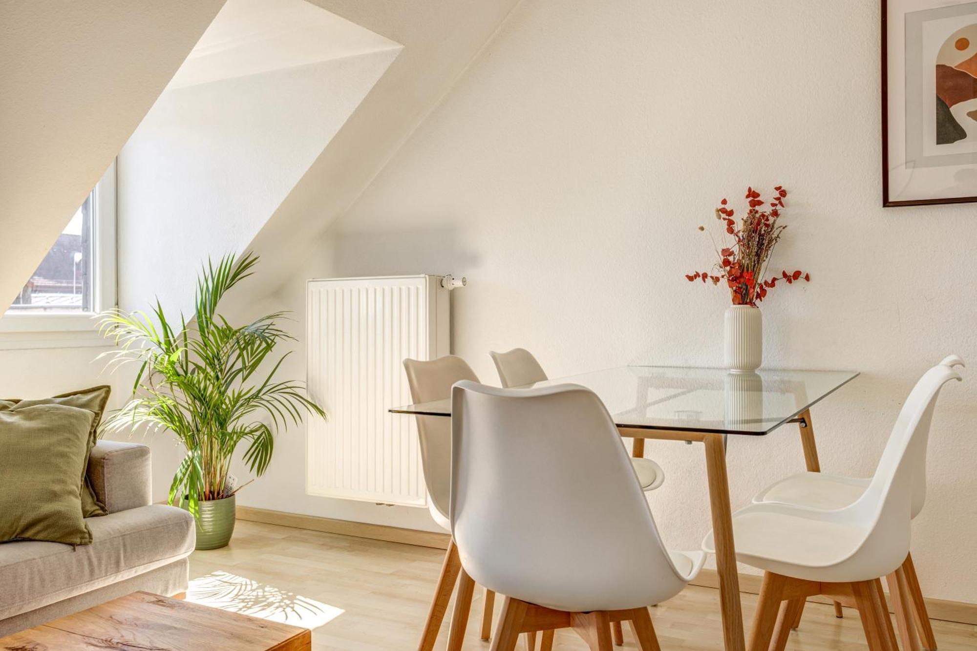 Home By Doni I Serviced Apartments I Ruhig I Zentral Nahe Rmcc, Staatsheater & Landtag Wiesbaden Kültér fotó